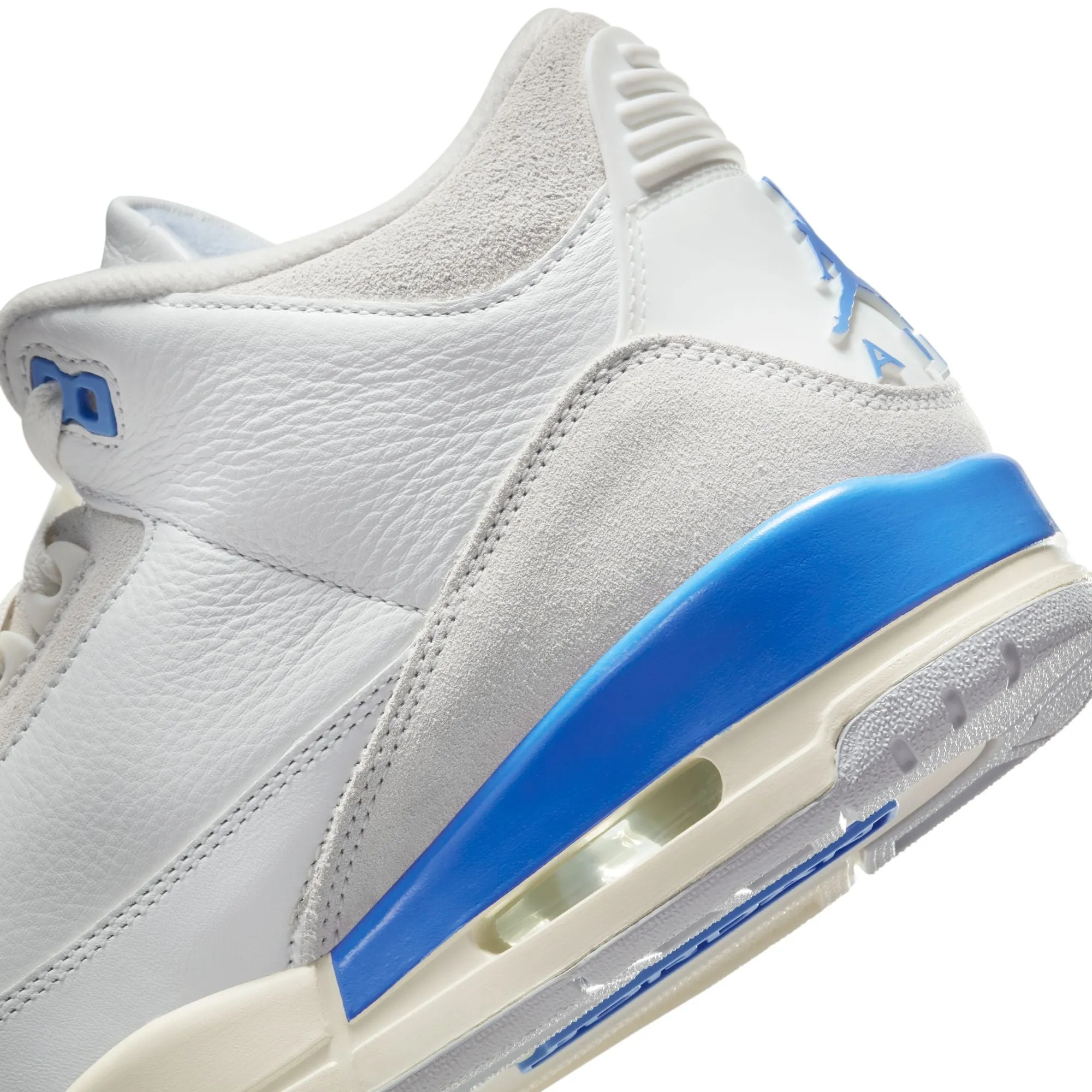 Air Jordan 3 Mens Retro "Lucky Shorts" Shoes