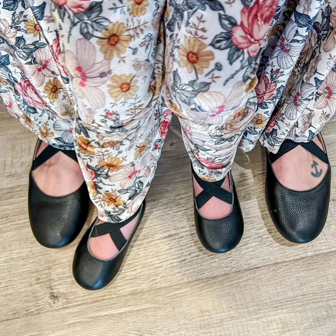 Black Ballet Flats