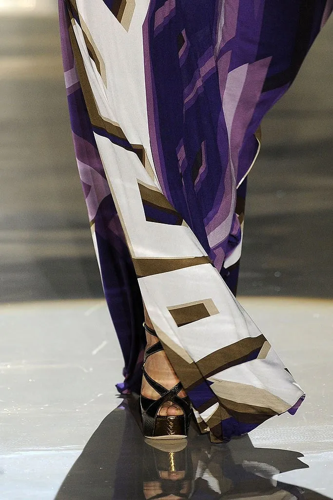 Gucci - Editorial,Bronze and Olive Green Snakeskin Platform Pumps with Ankle Straps - IT 38