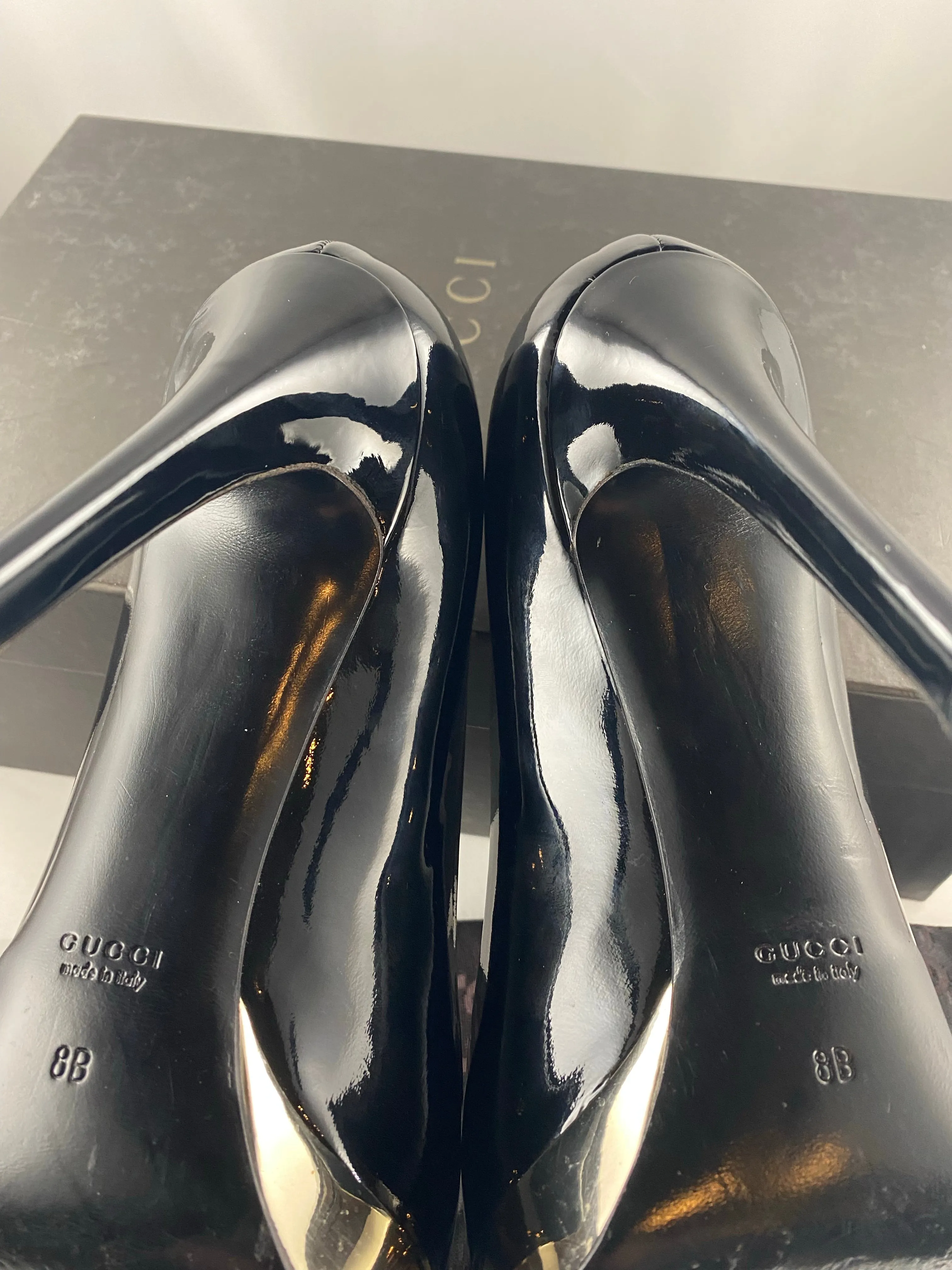 Iconic Gucci - Black Patent Pointed Toe Platform Pumps - US 8