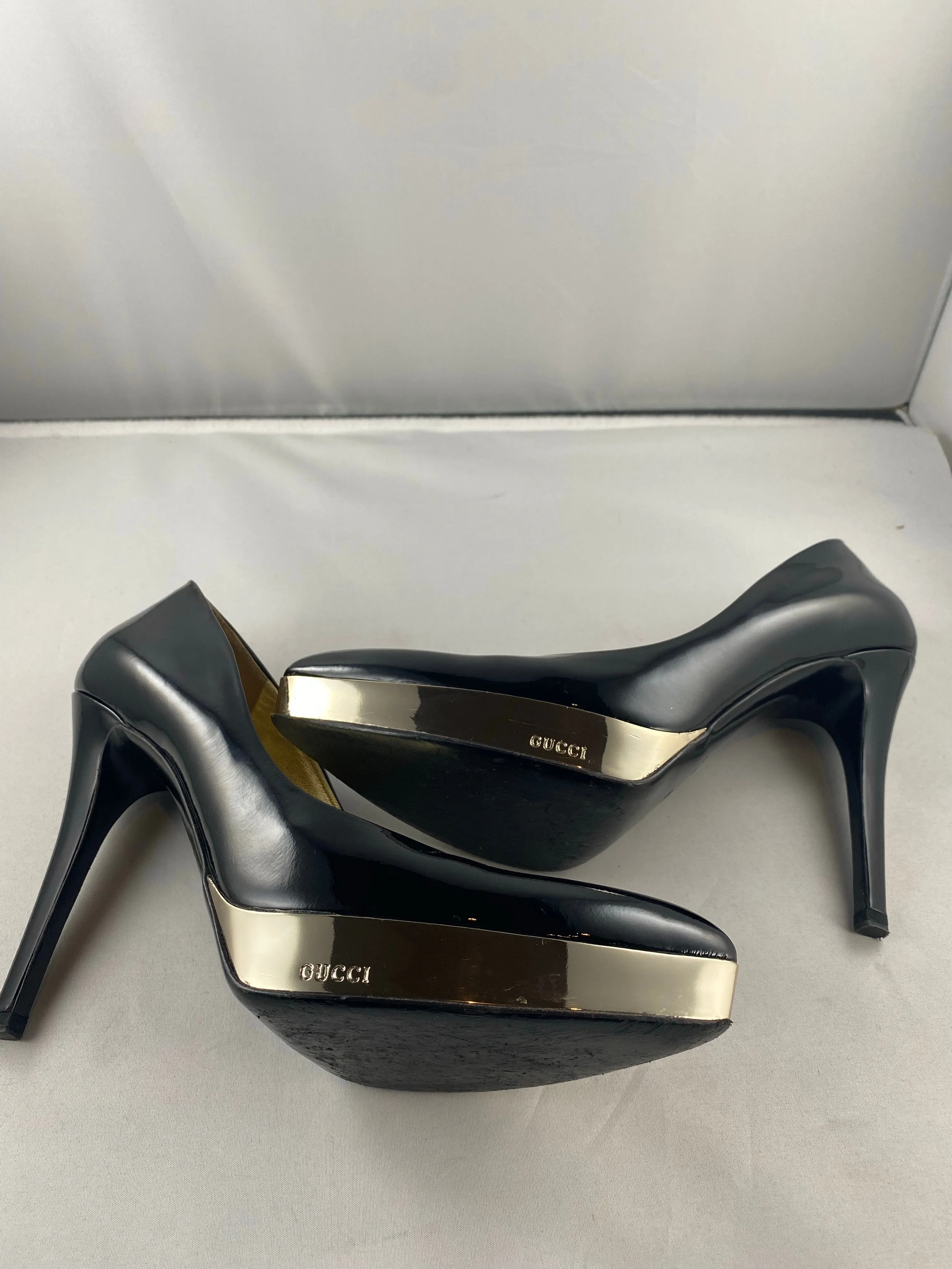 Iconic Gucci - Black Patent Pointed Toe Platform Pumps - US 8