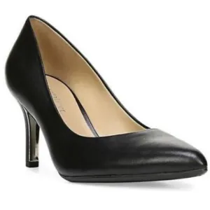 Natalie Pumps