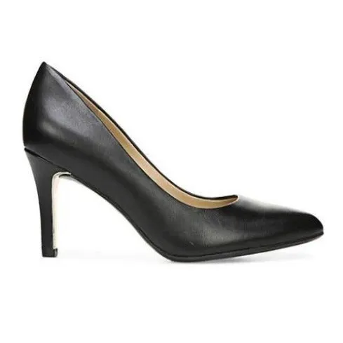 Natalie Pumps