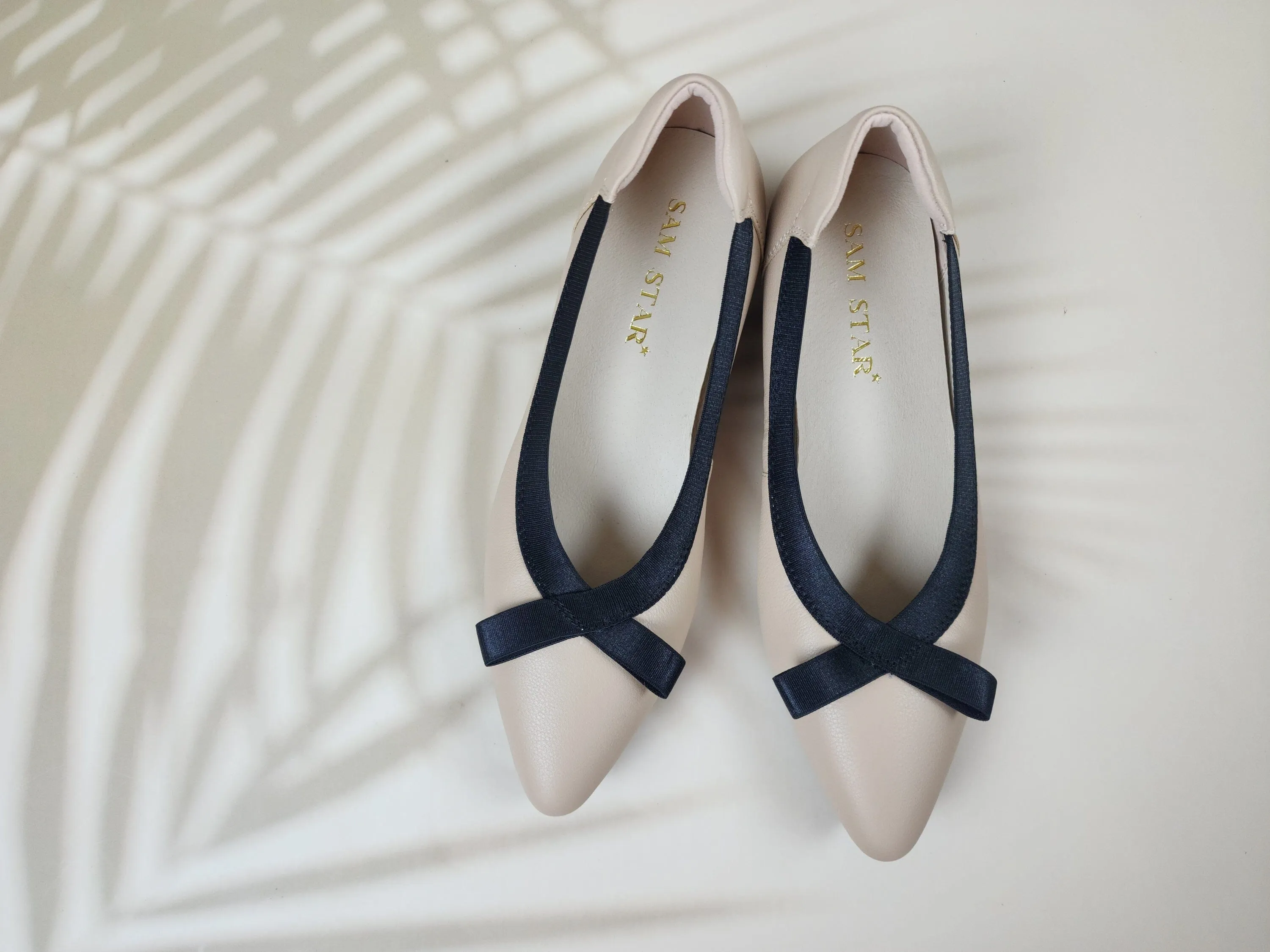 SS24006  Pointy Leather pumps with bow and extra cushion( new arrival )