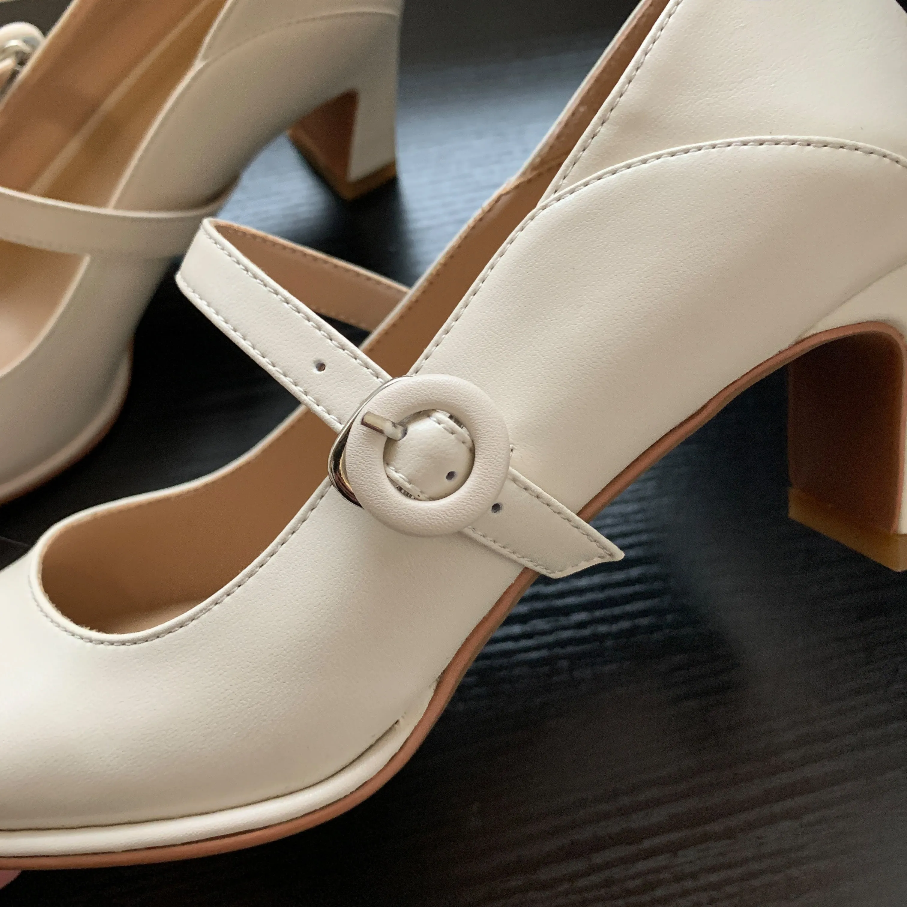 TinaCus Women's Genuine Leather Handmade Classic Square Toe Mid Heel Buckle Closure Mary Jane Pumps