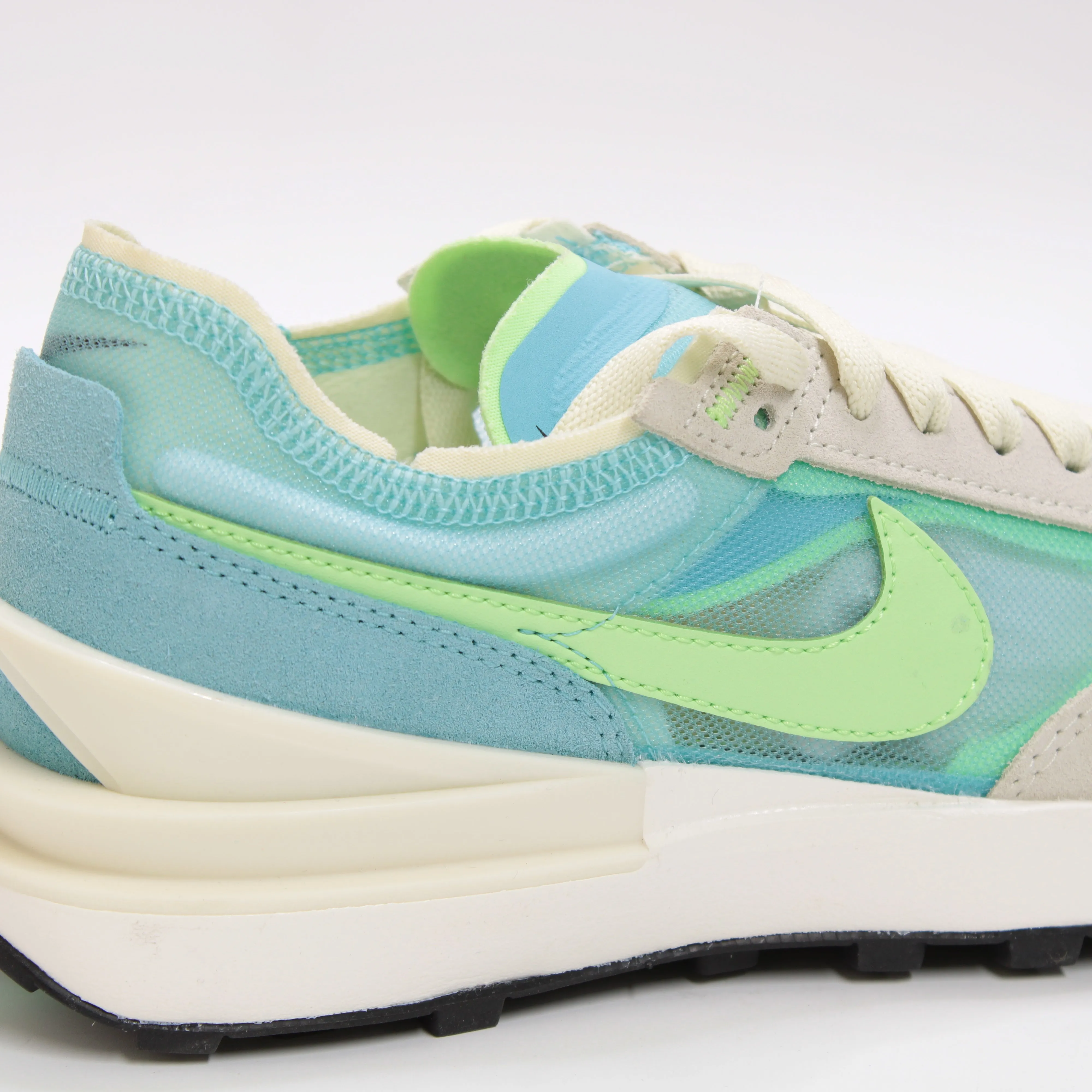 Womens Nike Waffle One Bleached Aqua Uk Size 4.5